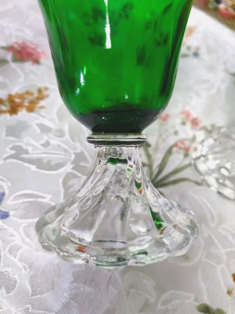 Lot of 2 Vintage Anchor Hocking Wine Goblets 